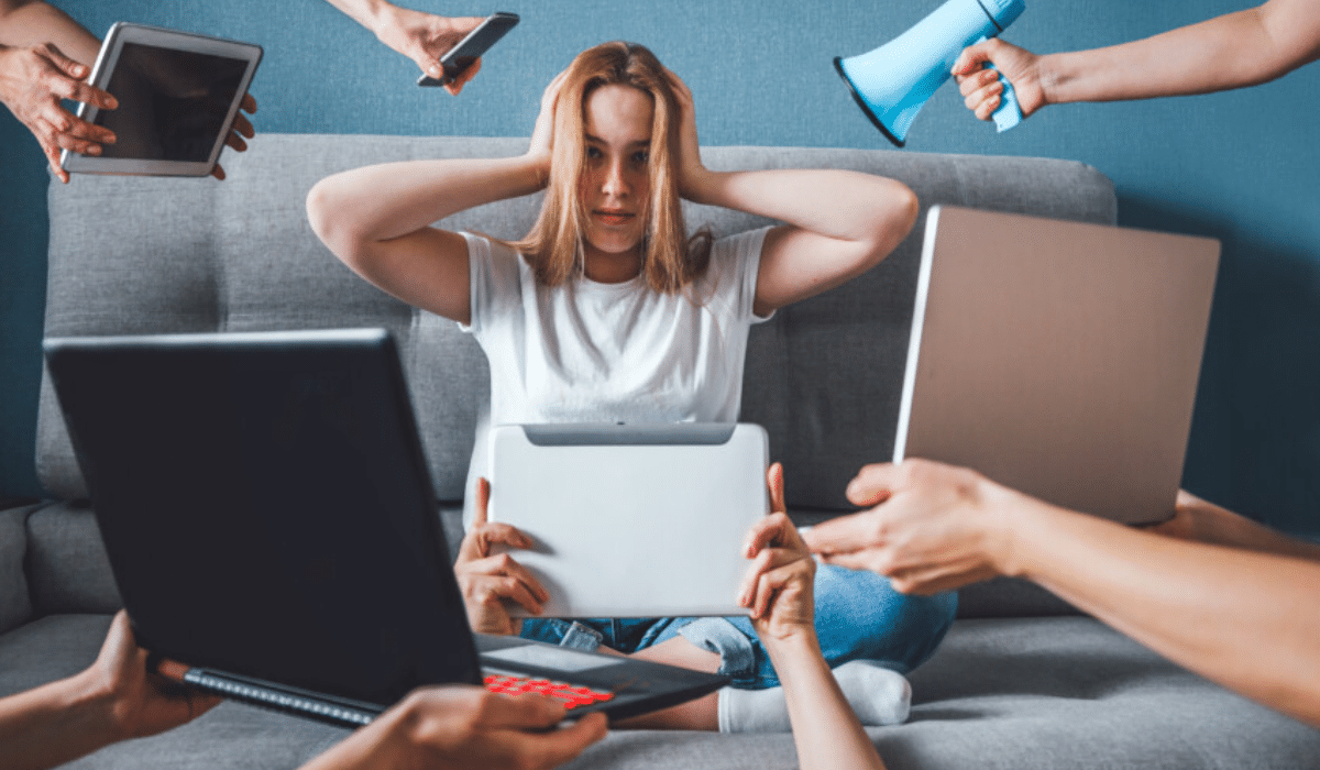 Désinformation santé sur les réseaux sociaux générant confusion et perte de confiance médicale
